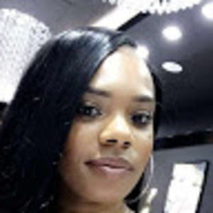 Meet your Posher, Valentina